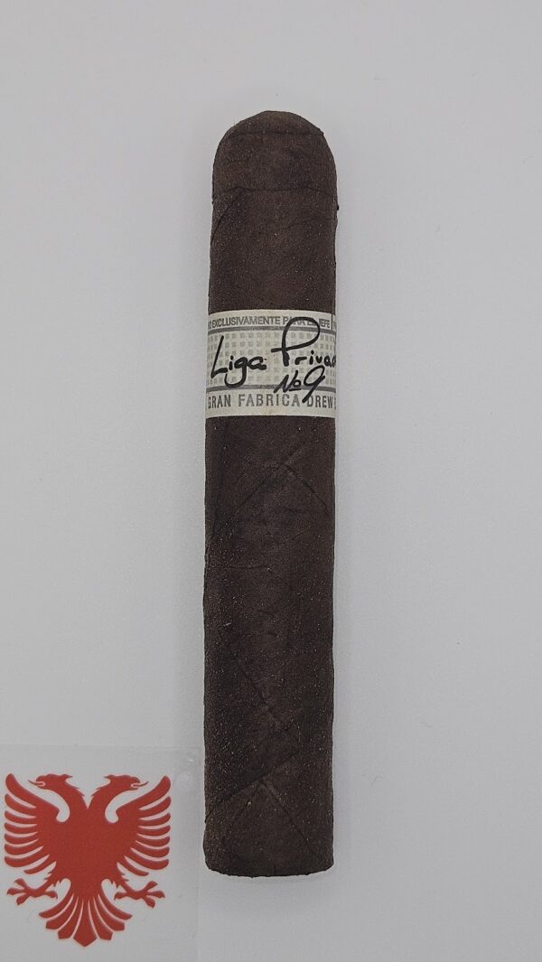 Liga Privada No. 9 Robusto ( Single Cigar )
