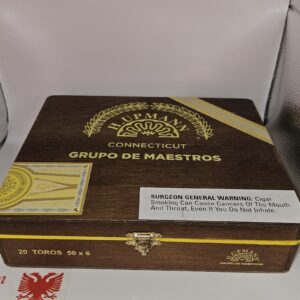 H.Upmann Connecticut Grupo De Maestros Toro