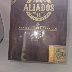Aliados by Ernesto Perez-Carrillo ( Toro Box )