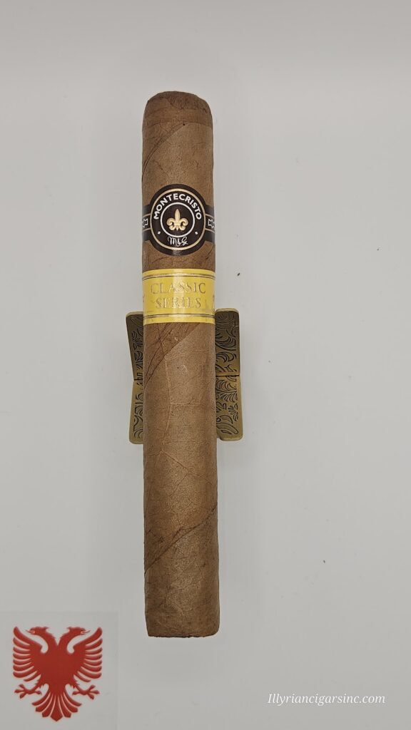Montecristo Classic Series Toro ( Single Cigar )
